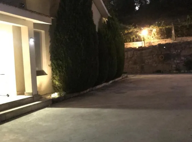 Agia Mavri House ヴィラ