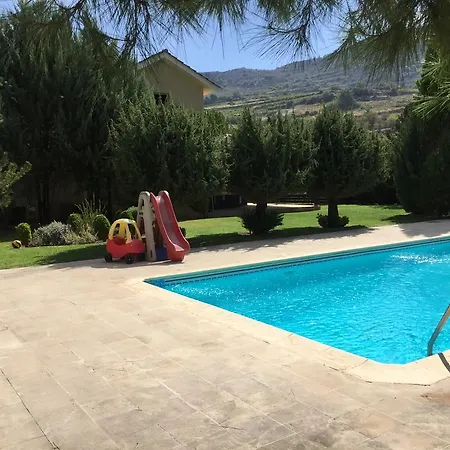 Agia Mavri House Villa *