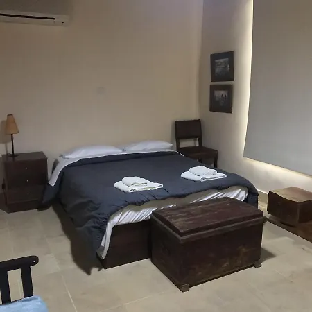 Agia Mavri House