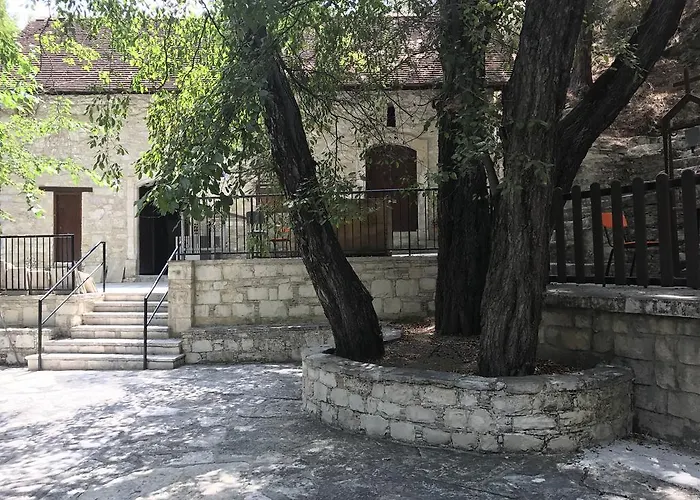 Agia Mavri House * Koilani